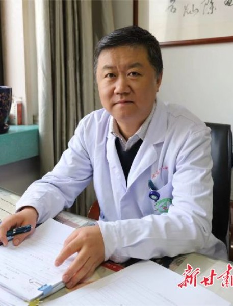 苏河：见证微创突破 勇攀医学高峰