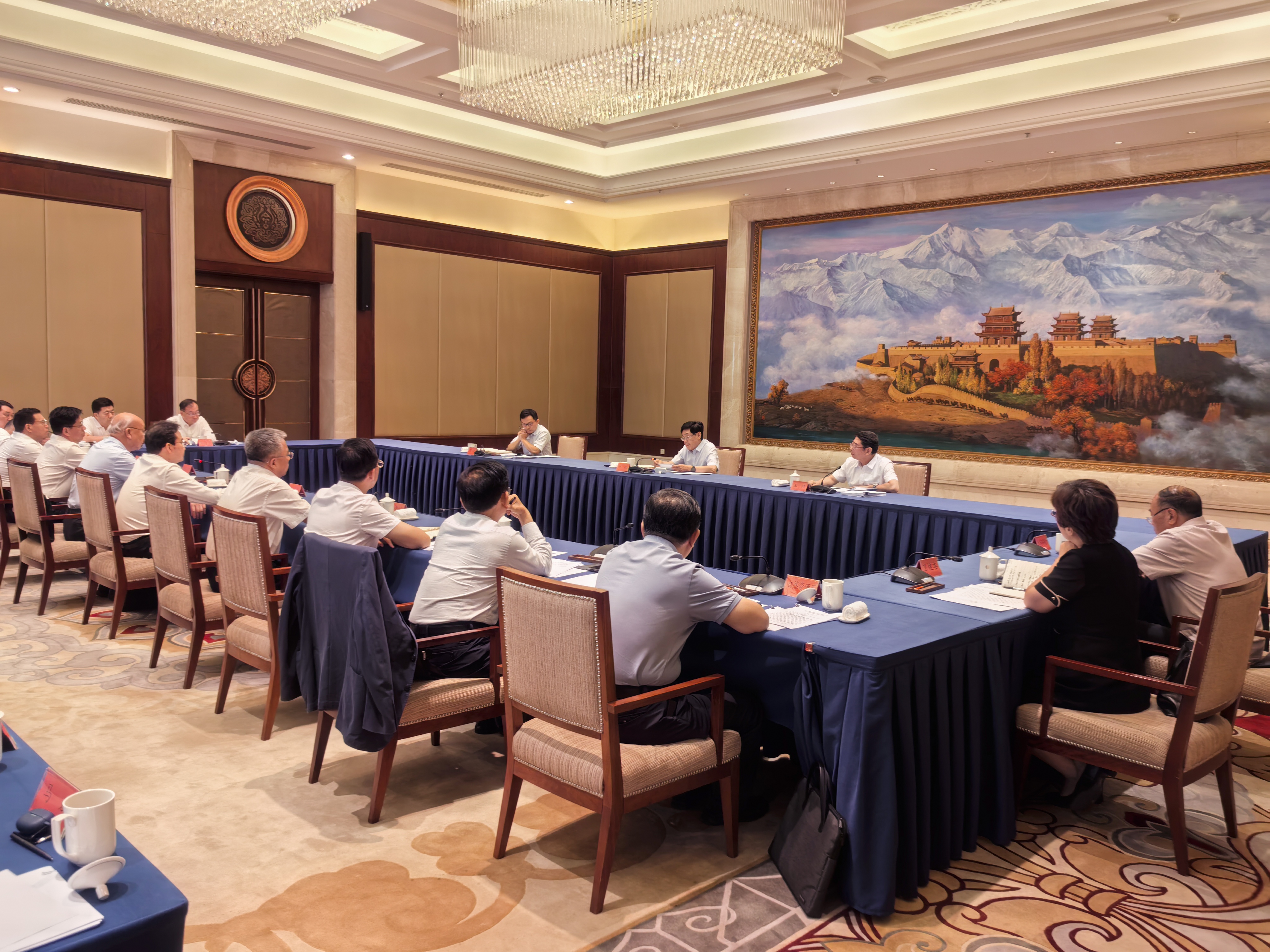 1788916186848560.jpg 中央采用1.jpg